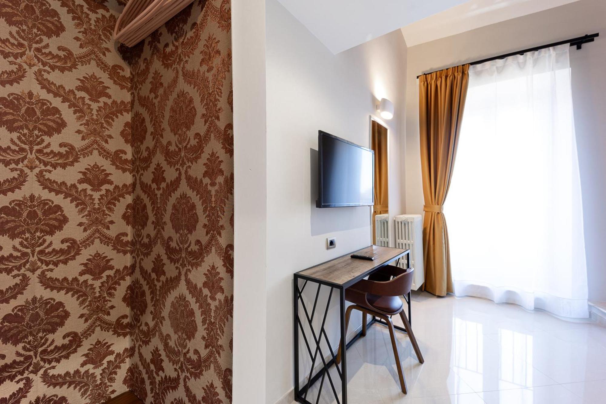 Dimora Cardinal Moroni Hotel Rome Buitenkant foto