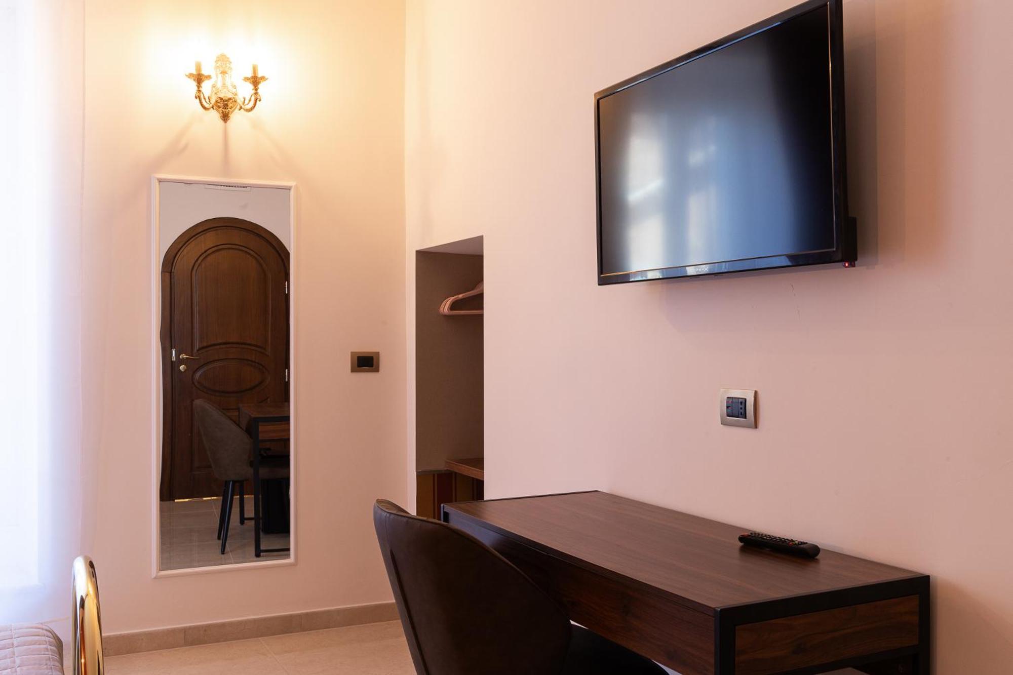 Dimora Cardinal Moroni Hotel Rome Buitenkant foto